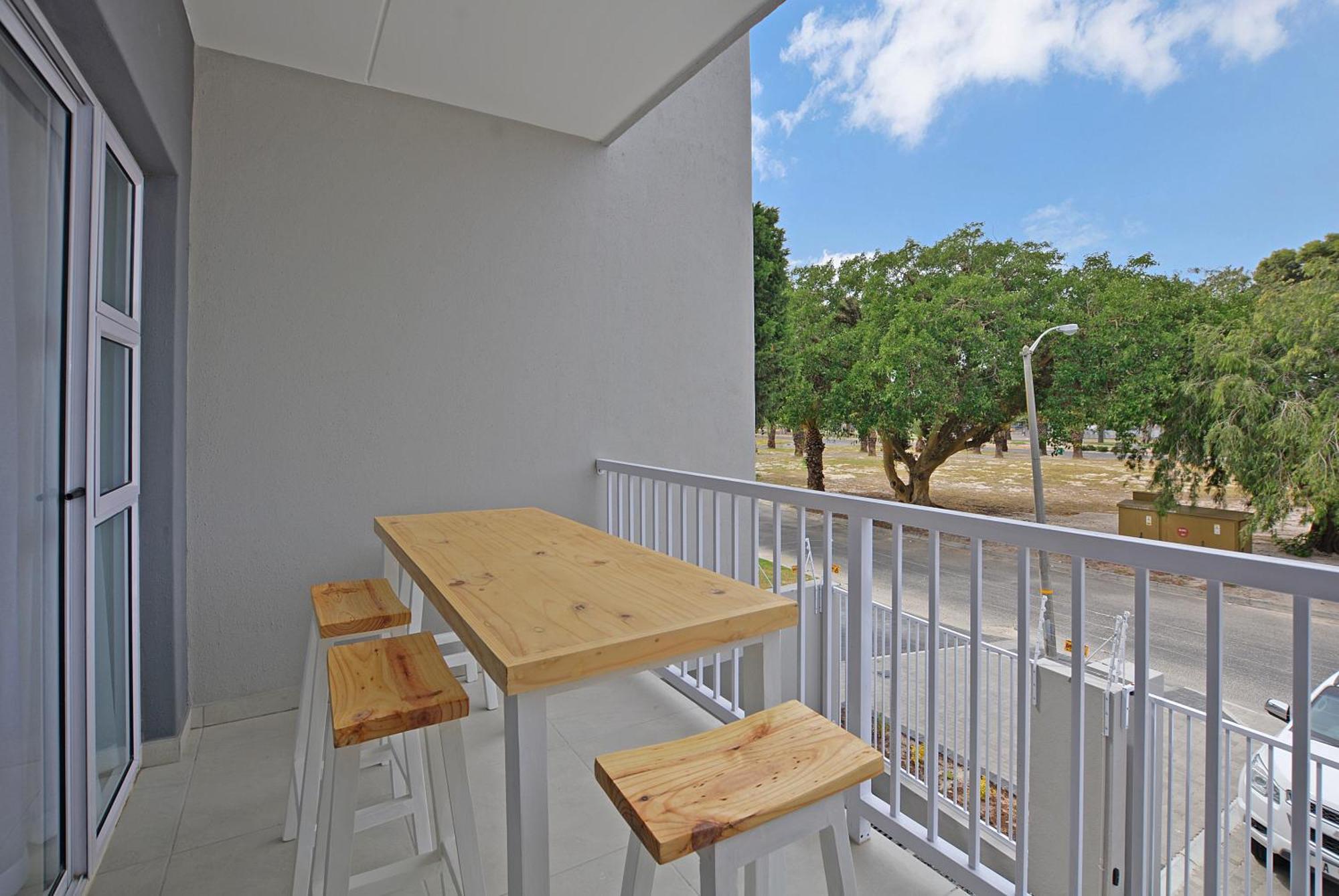 2-bed #10 Leetch Views *